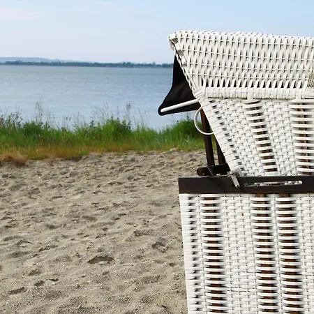 Kapitaensferienhaus Romantik 아파트 샤프로데